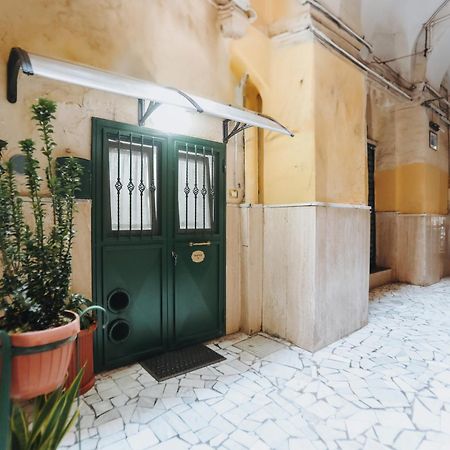 Bnb Quartieri 33 Napoli Eksteriør bilde