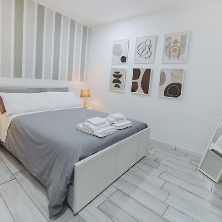 Bnb Quartieri 33 Napoli Eksteriør bilde