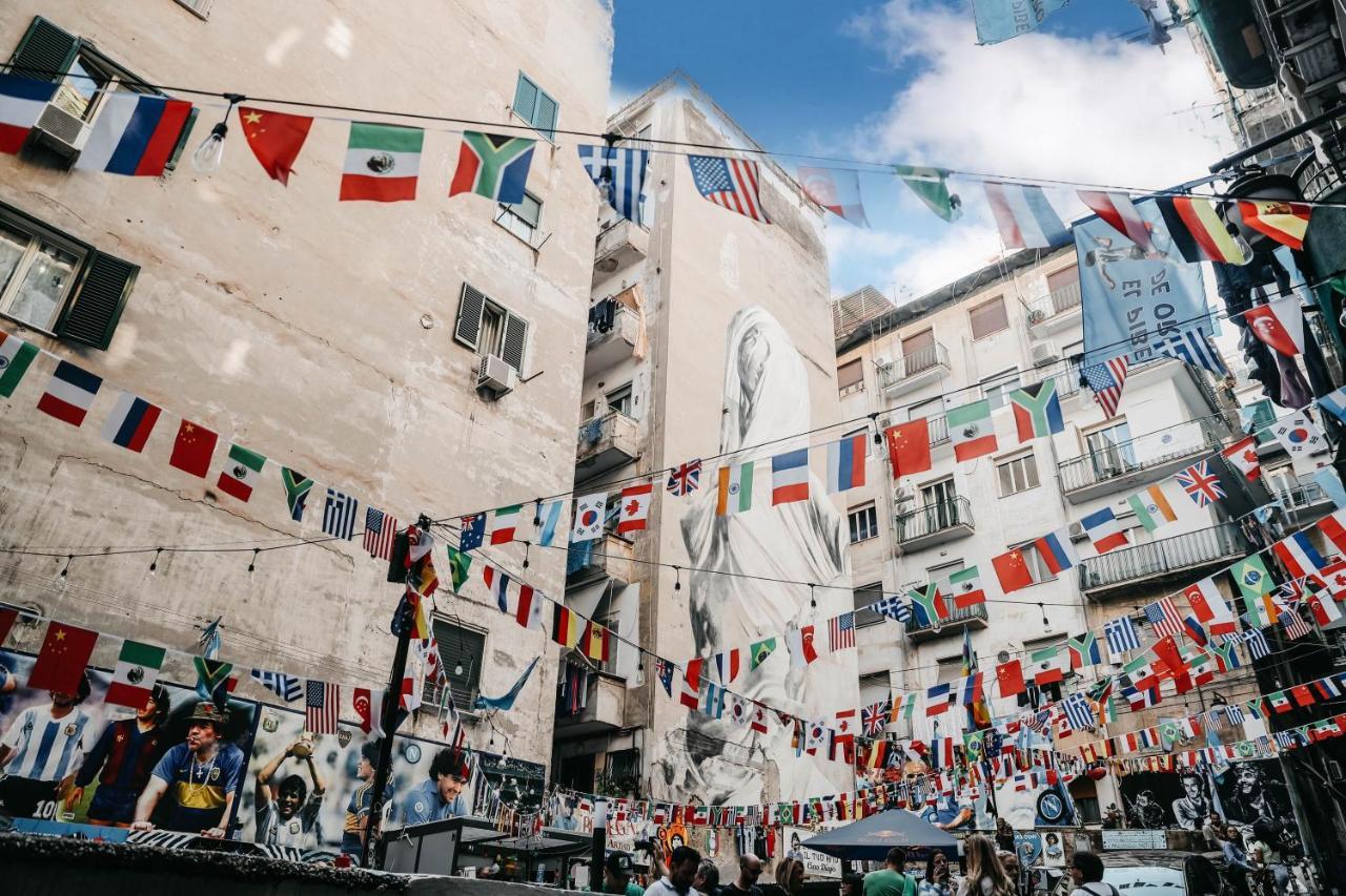 Bnb Quartieri 33 Napoli Eksteriør bilde