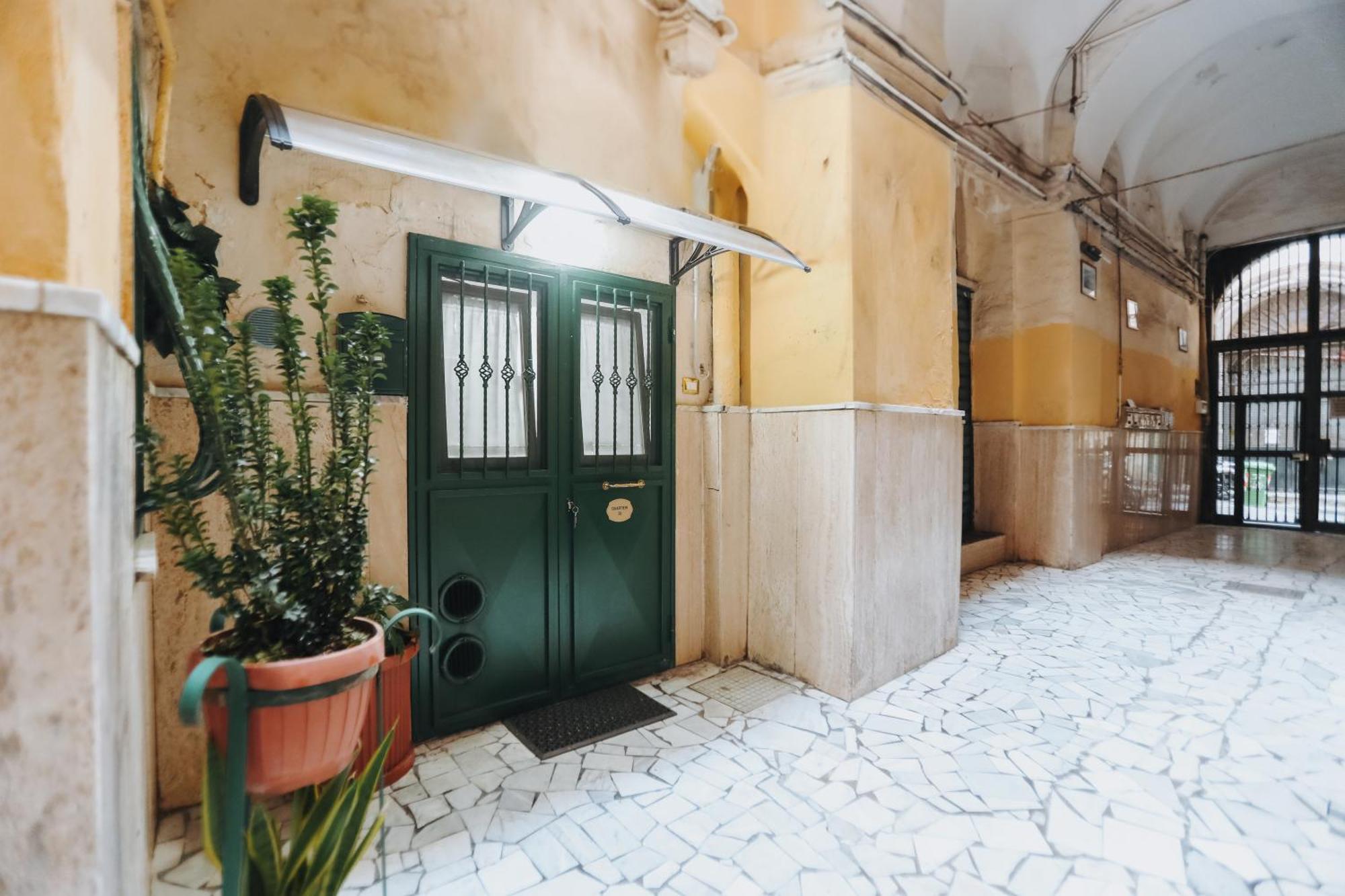 Bnb Quartieri 33 Napoli Eksteriør bilde